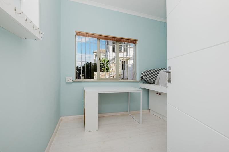 To Let 3 Bedroom Property for Rent in Fish Hoek Western Cape